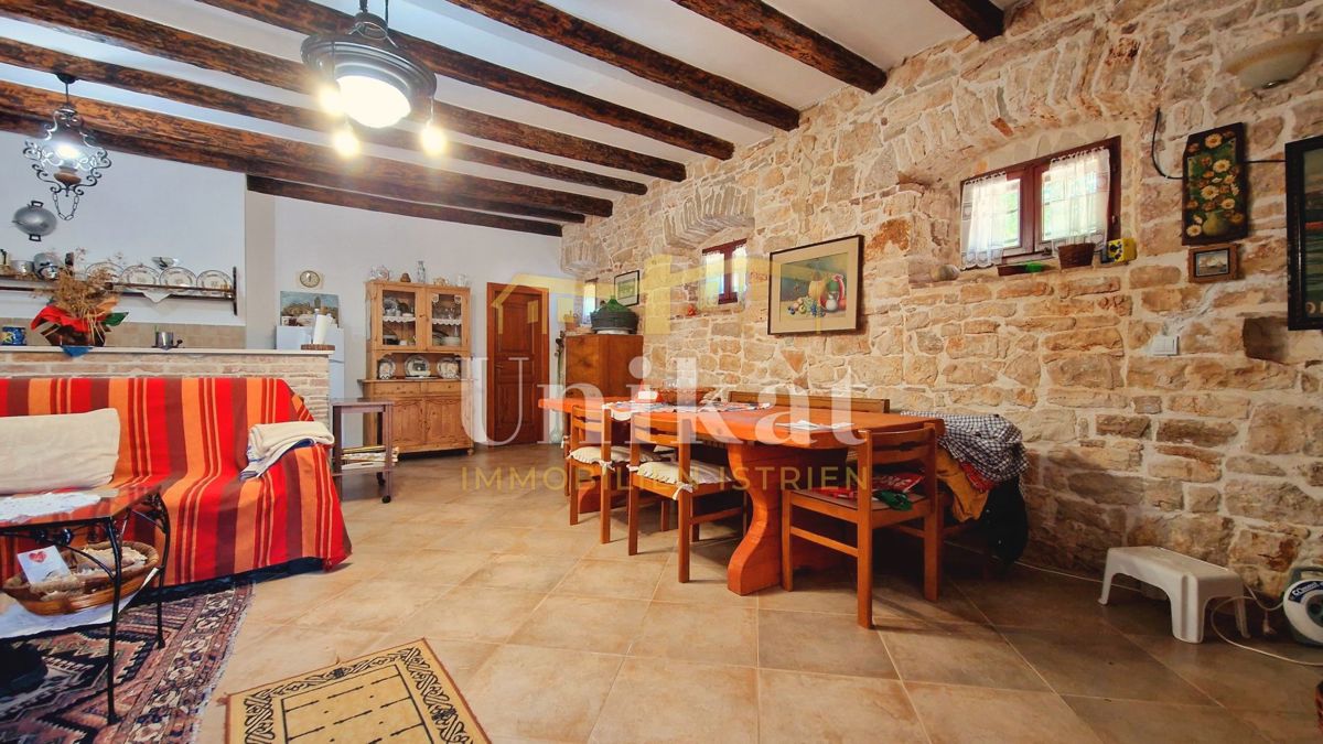 Casa in pietra ristrutturata con vista mare, Poreč